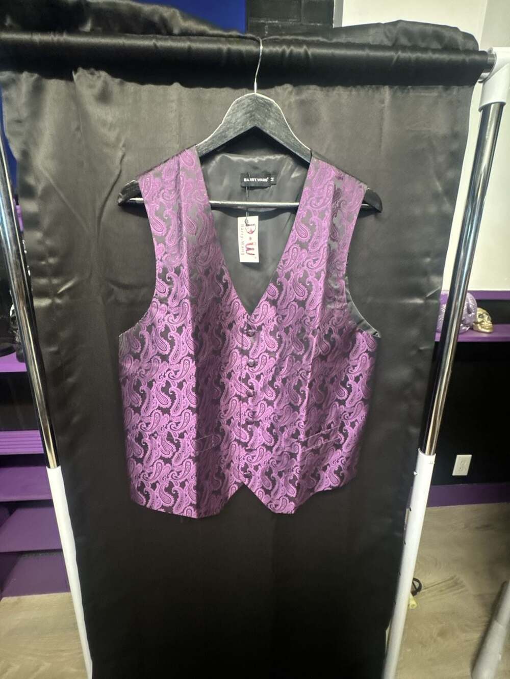 Barry.Wang Men's Purple Paisley Vest Size M